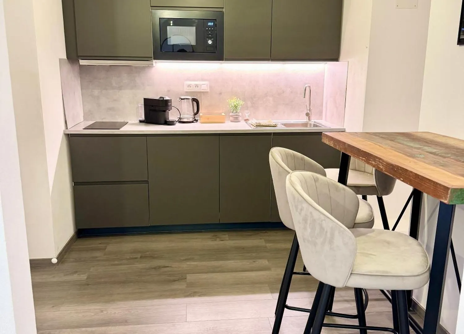 Prague Milada & Heaven Home Apartment 0*,  チェコ